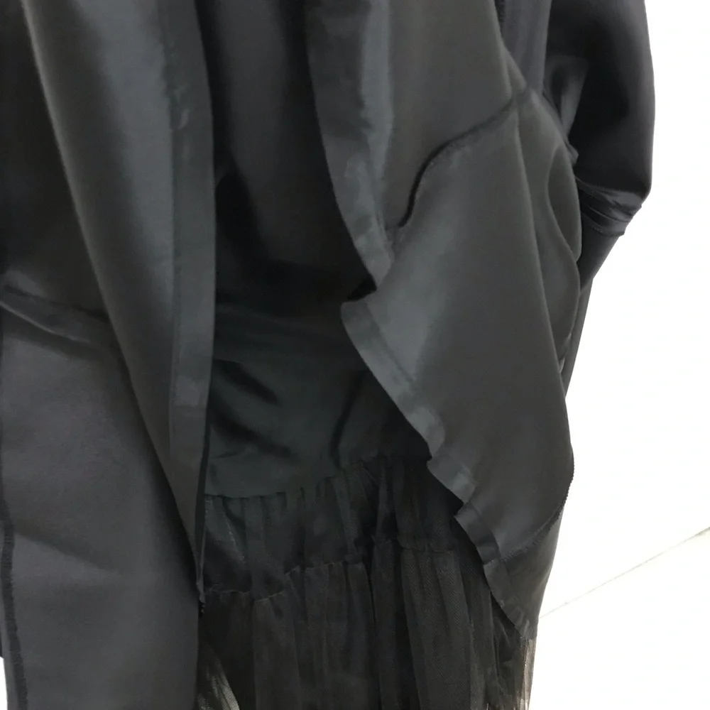 90s Carmen Marc Valvo Collection Black Satin V Back Cocktail Evening Dress 8 - Picture 15 of 16